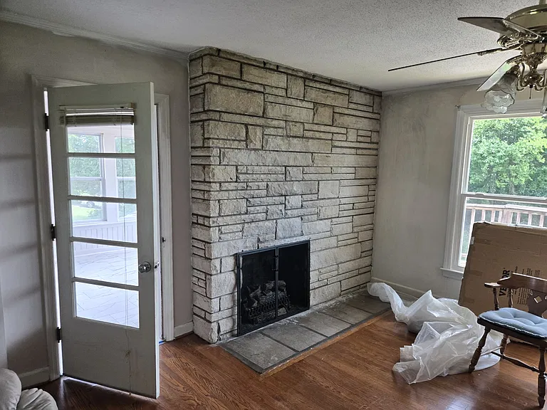 507 Robinson Dr — Photo 6
