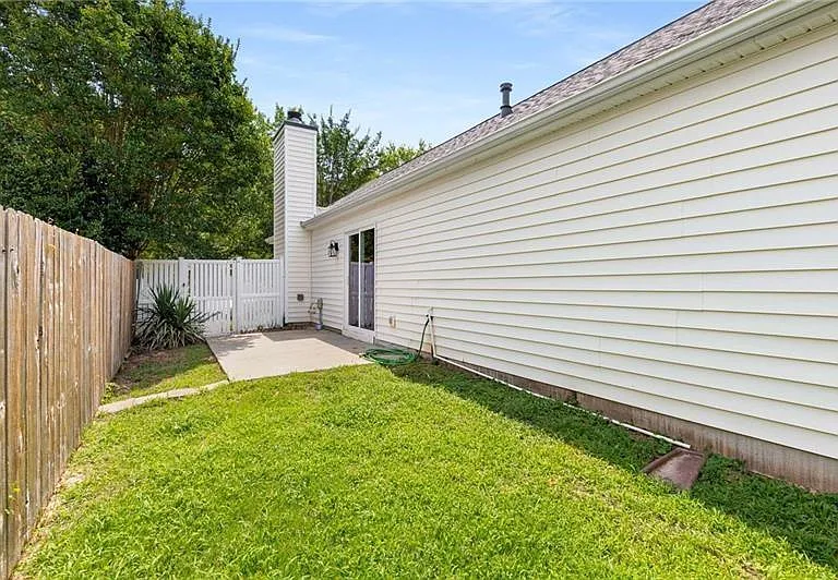 13387 Aventide Ln — Photo 25