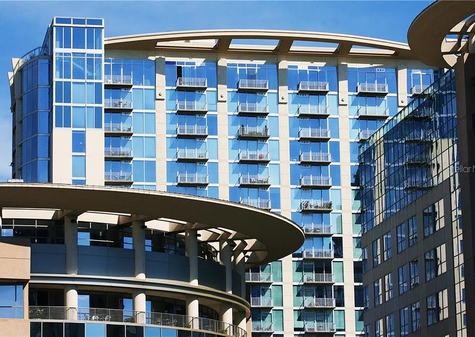 1st image of 155 Court Ave #2401