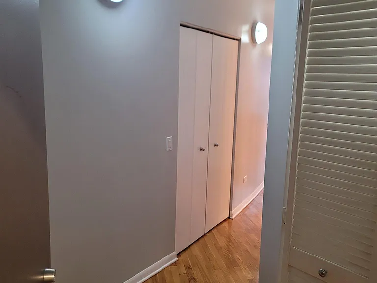 1200 W Monroe St #420 — Photo 55