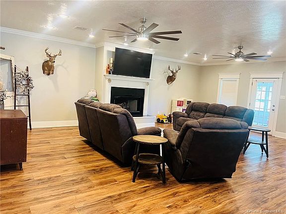 4th image of 171 Domingue Rd