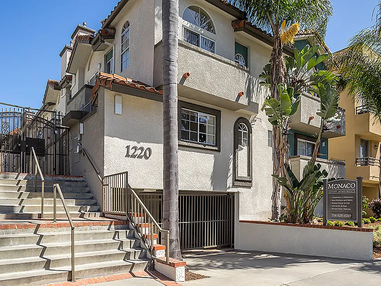 1216 S Corning St — Photo 43