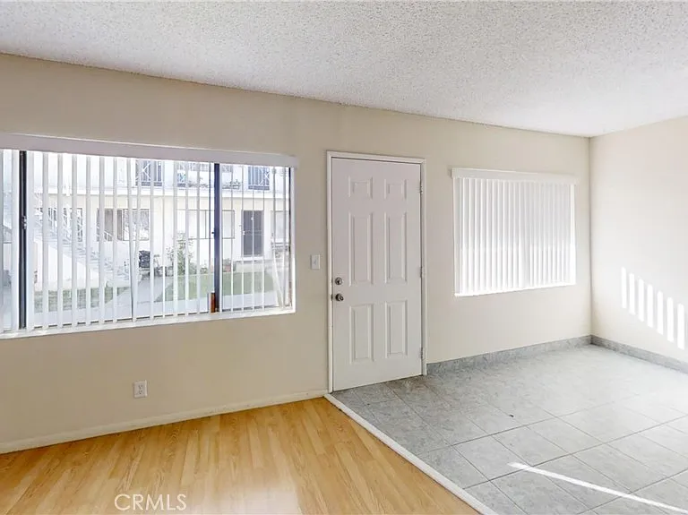 13609 Van Ness Ave #2 — Photo 4