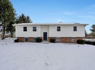 75 Helen Rd, Pataskala, OH 43062