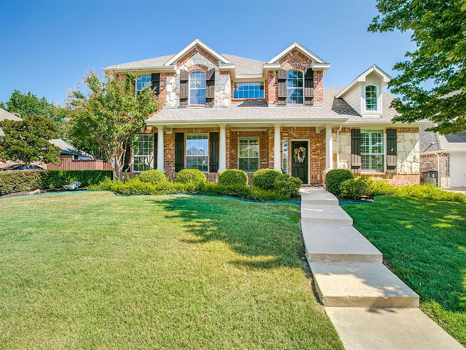 1st image of 317 Shady Oaks Dr