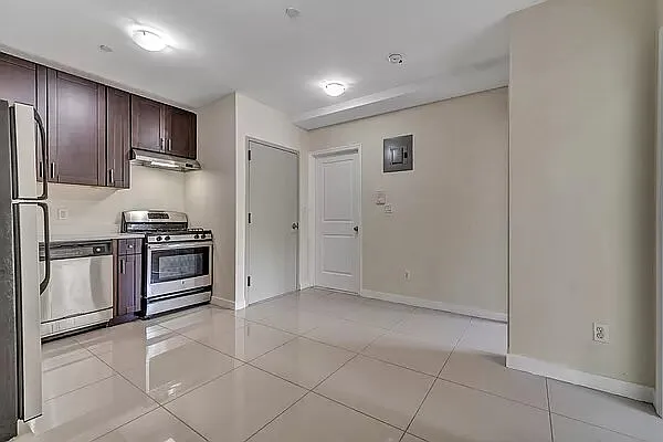 Rented by Corcoran | media 4