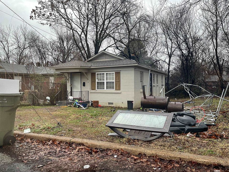 1st image of 2158 Lowell Ave