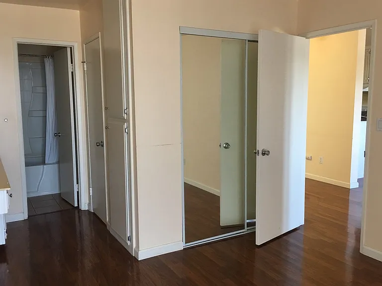 6930 Hyde Park Dr #321 — Photo 9