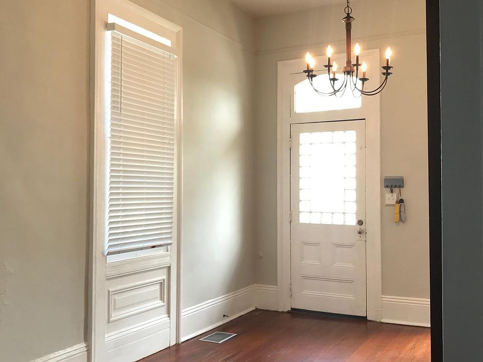 1st image of 3466 Laurel St