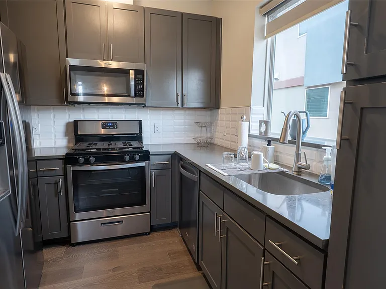 2827 Manor Rd #4101 — Photo 13