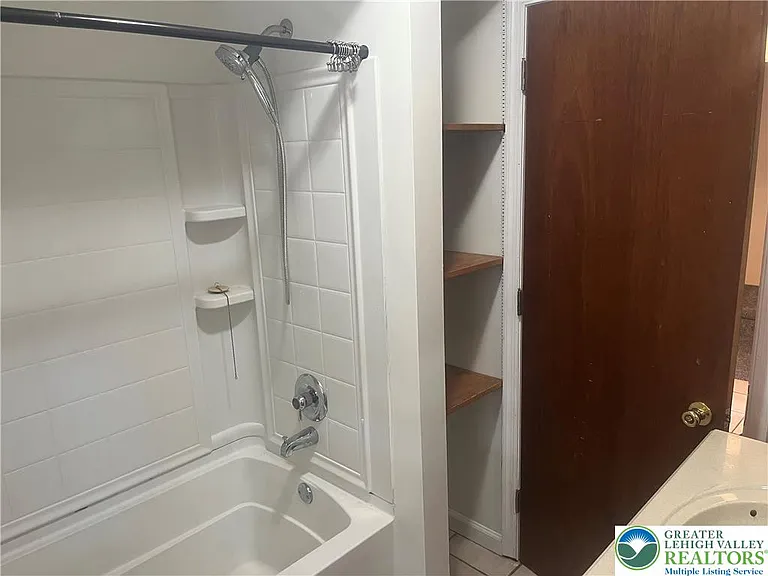 1839 Willow Park Rd — Photo 16