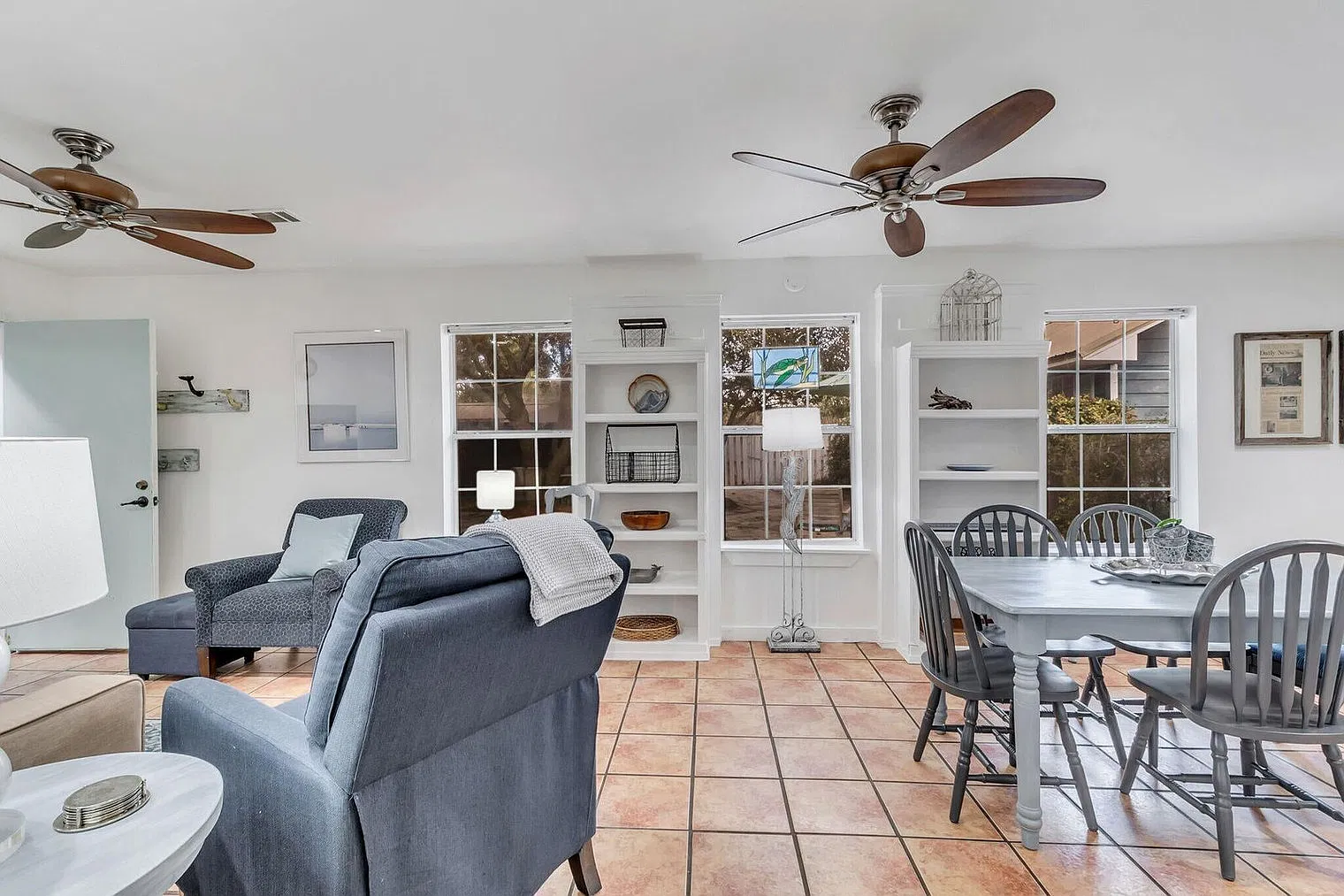 3 bed, 2.0 bath, 1636 sqft, $3,192 — Photo 2