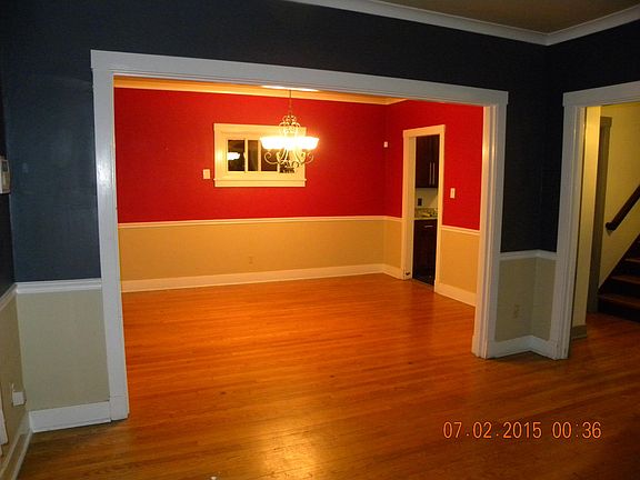 Dining Room (to the left of the front door) 11 1/2' x 14