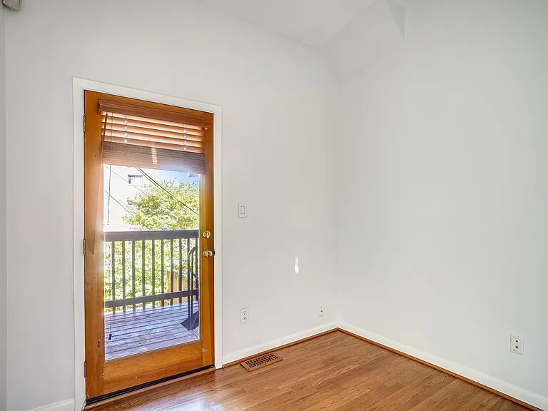 1111 Rhode Island Ave NW #A — Photo 12