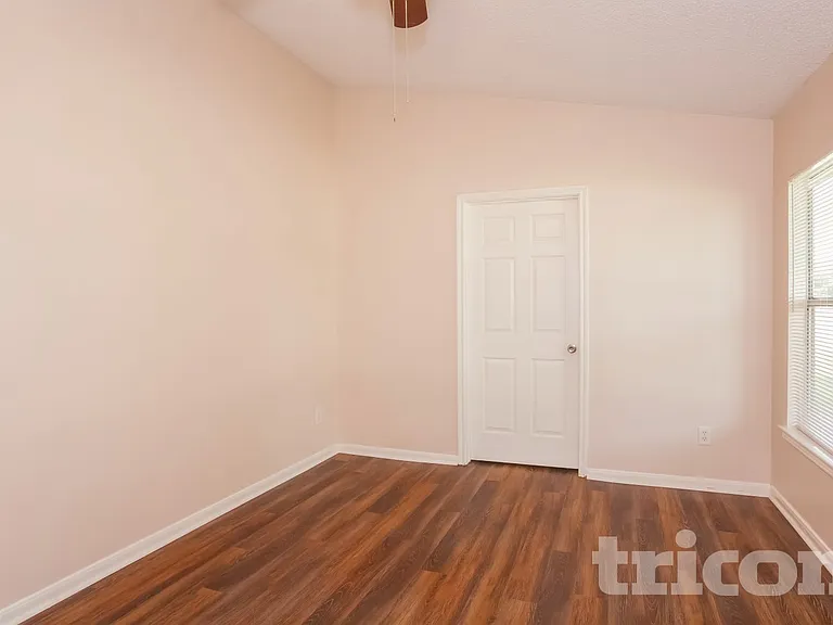 3103 Kelling St — Photo 14