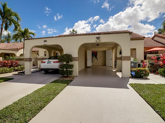 2nd image of 5730 Parkwalk Cir E