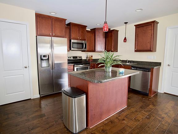 5th image of 9 Wingbrook Ct
