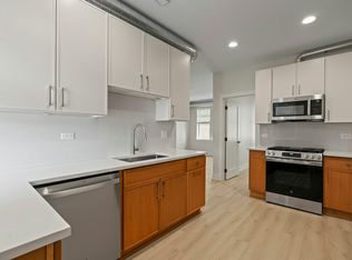 432 S Maple Ave #436-301, Oak Park, IL 60302