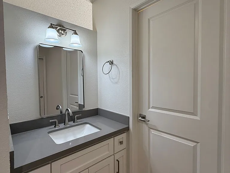1120 Village Dr — Photo 57