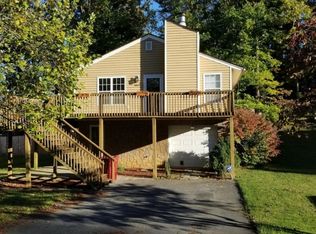 1817 Todd Dr, Johnson City, TN 37604