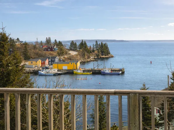 2654 Highway 329, Northwest Cove, NS B0J 1T0