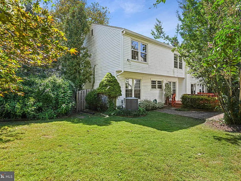 13345 Point Rider Ln — Photo 41