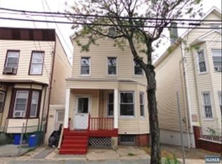 214 Parker St, Newark, NJ 07104