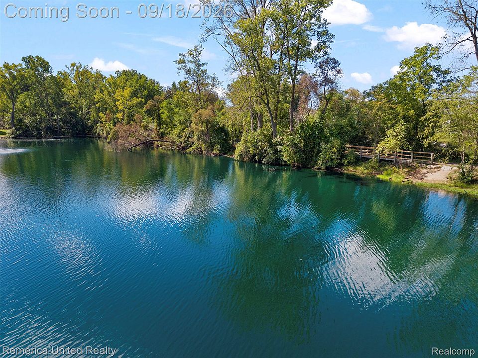 1030 Shetland Dr, photo 8