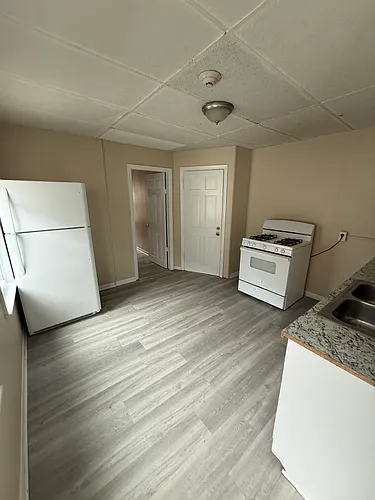 48 Fremont St #3 Photo 1