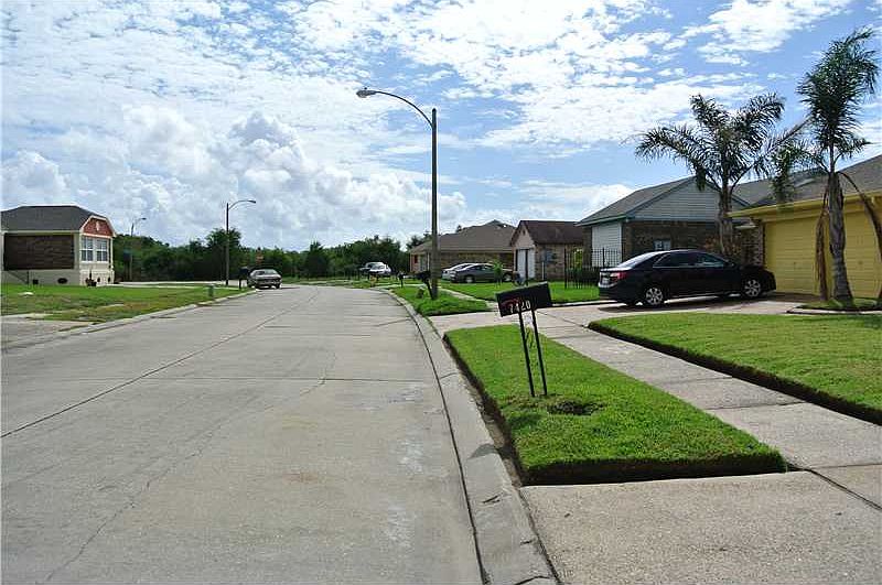 1st image of 7421 Wayfarer St