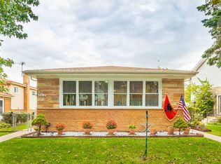 5412 Reba St, Morton Grove, IL 60053