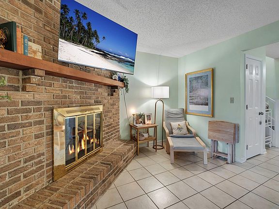 3rd image of 2721 Blair Stone Ln