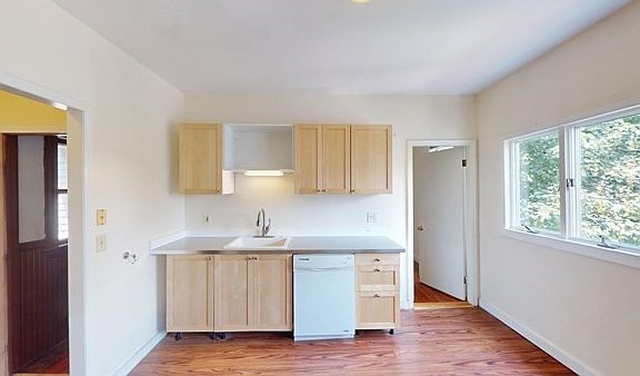 3rd image of 22 Boynton St #R3