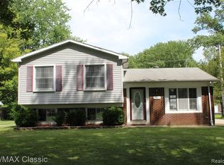 13311 Hannan Rd, Romulus, MI 48174