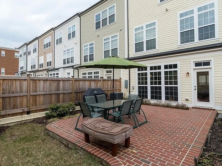 7870 Tilghman St — Photo 5