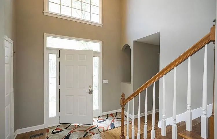 1333 Timber Valley Dr — Photo 3