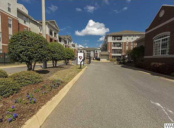 5th image of 700 15th St Unit 1108