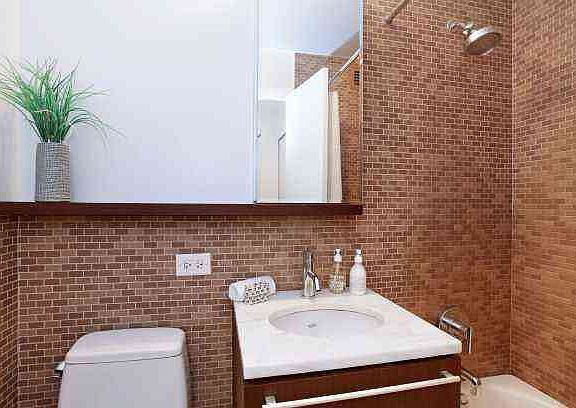 5th image of 100 W 93rd St APT 5D