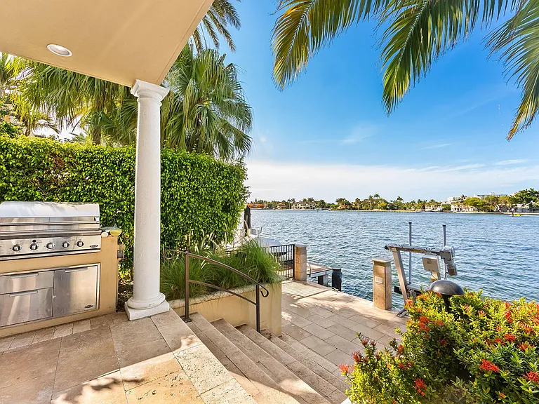 3 Isla Bahia Dr — Photo 48