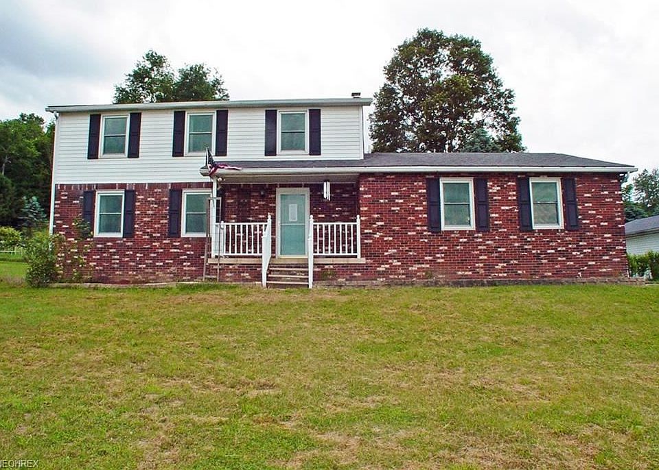 1st image of 83 Bay Dr