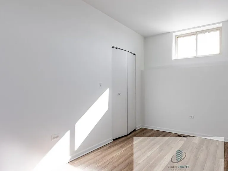 2700 W North Ave #207 — Photo 8
