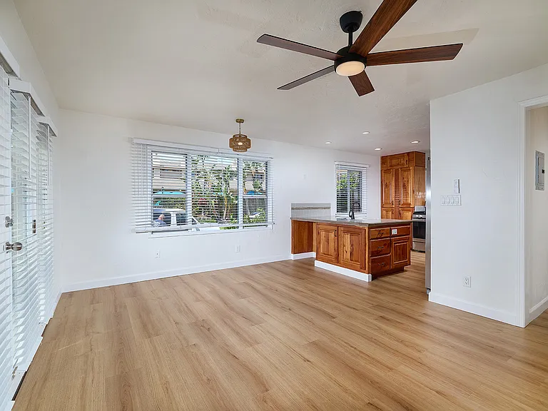 710 S Myers St — Photo 6