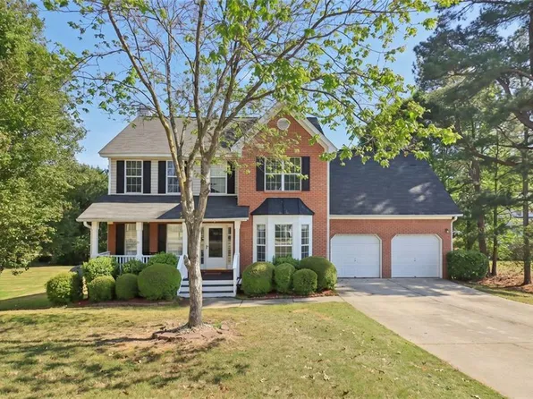 3382 Summit Glen Dr, Loganville, GA 30052