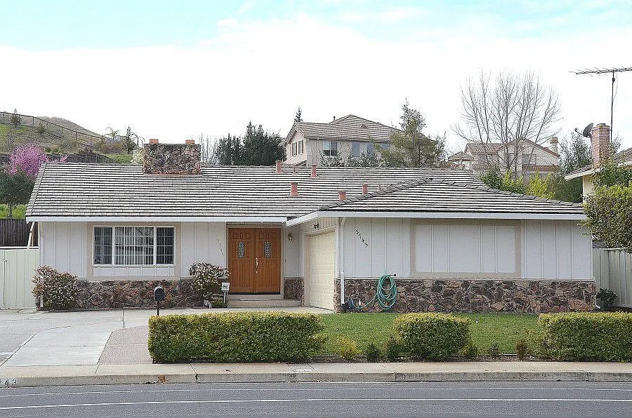 3743 Nieman Blvd photo 1