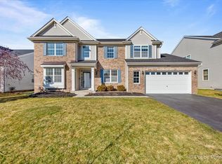 311 Foxford Dr, Cary, IL 60013