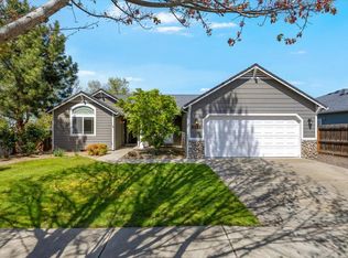 1794 Key Dr, Medford, OR