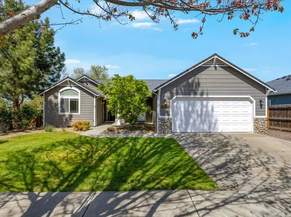 1794 Key Dr, Medford, OR 97501