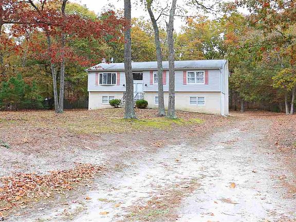 3rd image of 421 E Elm Ave