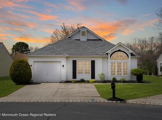 23 Eaton Ct, Jackson, NJ