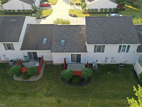 3rd image of 900 Amherst Ln #M-50